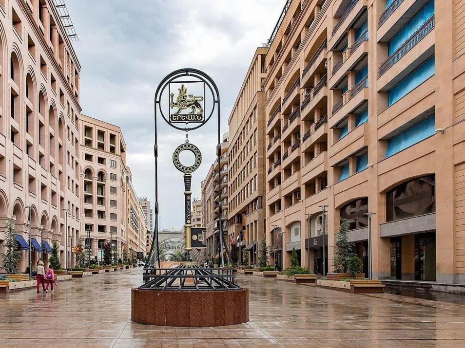 New In The Center Of *