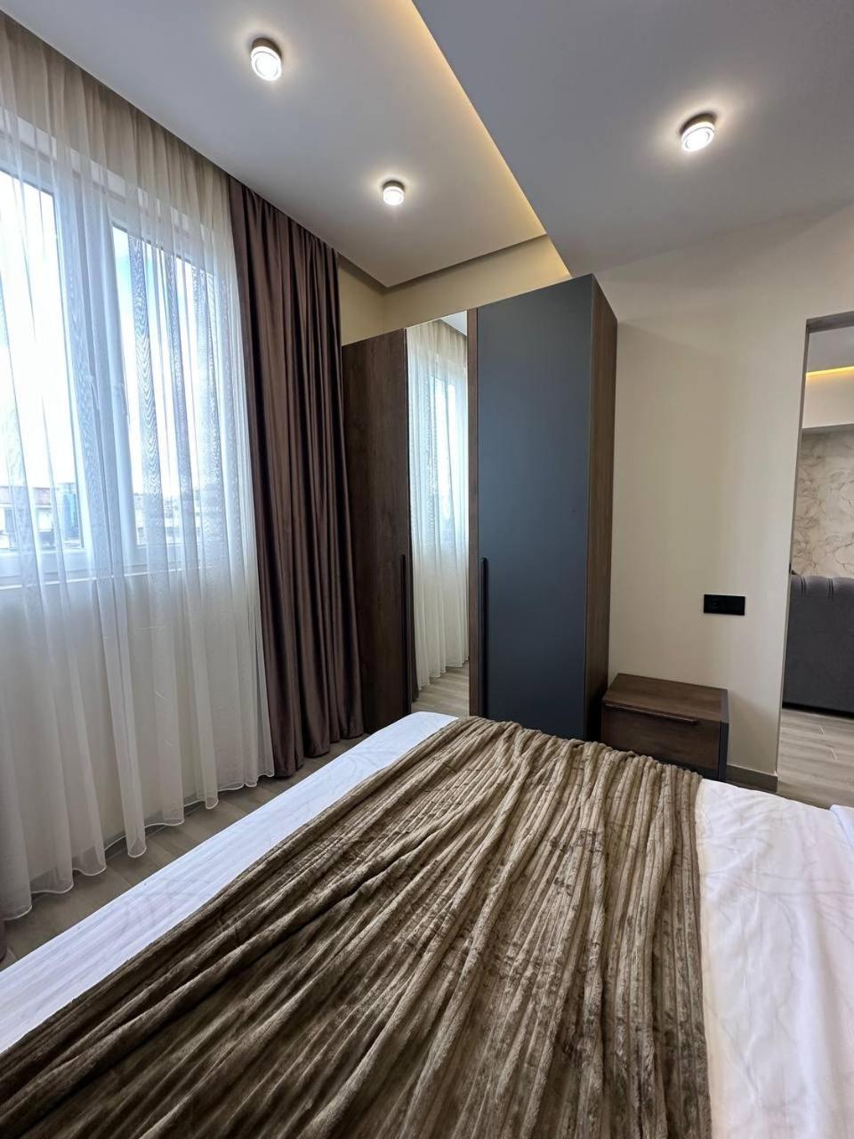 New In The Center Of Apartment *